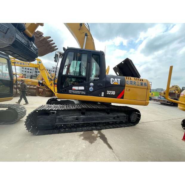 2025 Caterpillar 323D-41616622