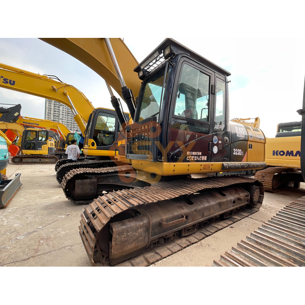2024 Caterpillar 323D2L-41616628