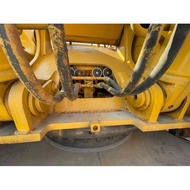 2023 كاتربيلر 325C-41616685