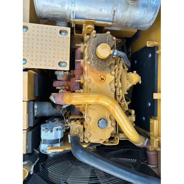 2023 Caterpillar 325D-41616712