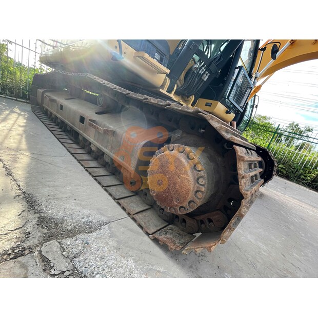 2024 Caterpillar 329D-41616772