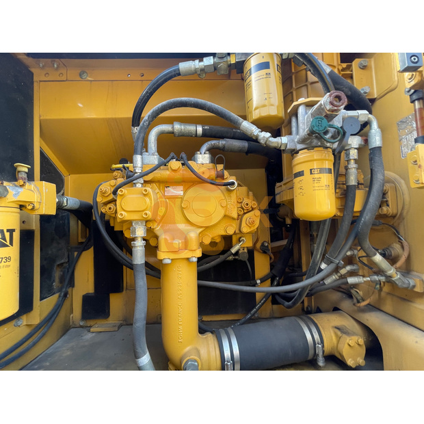 2024 Caterpillar 329D-41616778