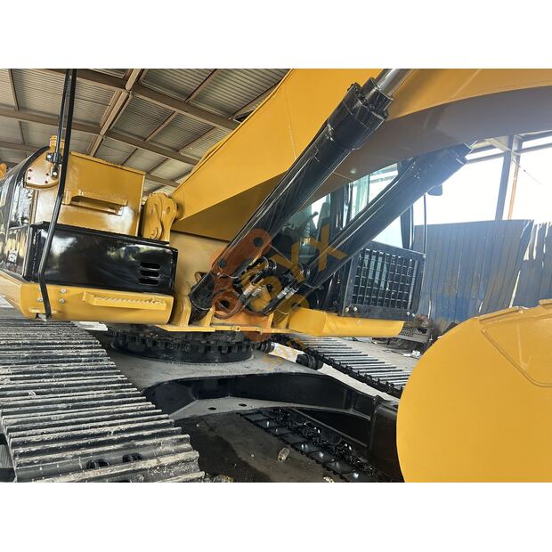 2023 Caterpillar 329D-41616784