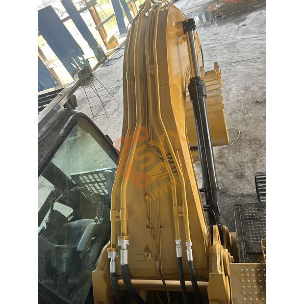 2023 Caterpillar 329D-41616786