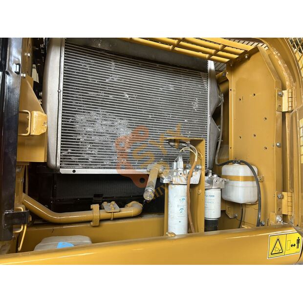2023 Caterpillar 329D-41616787