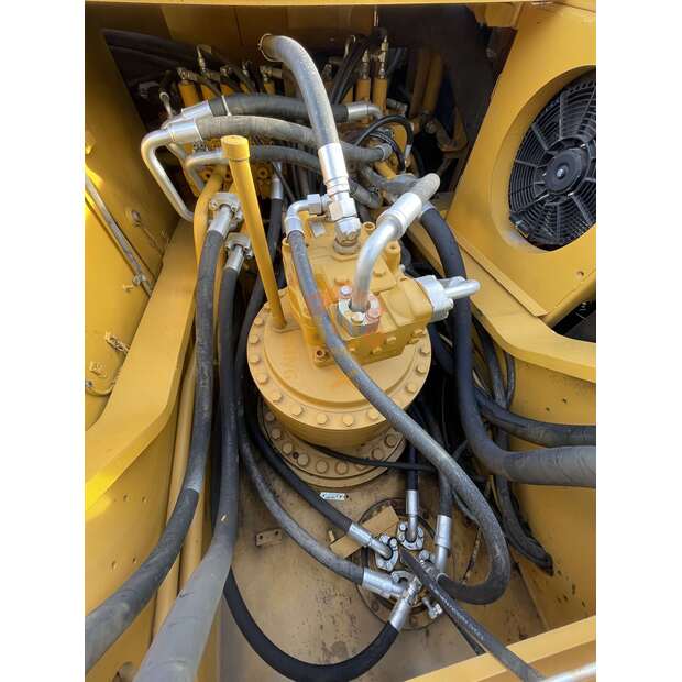 2023 Caterpillar 336D2-41617812
