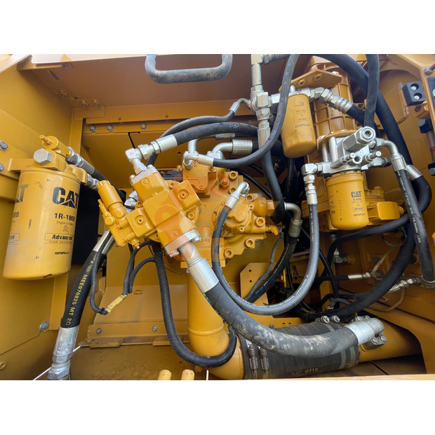 2023 Caterpillar 336D2-41617858