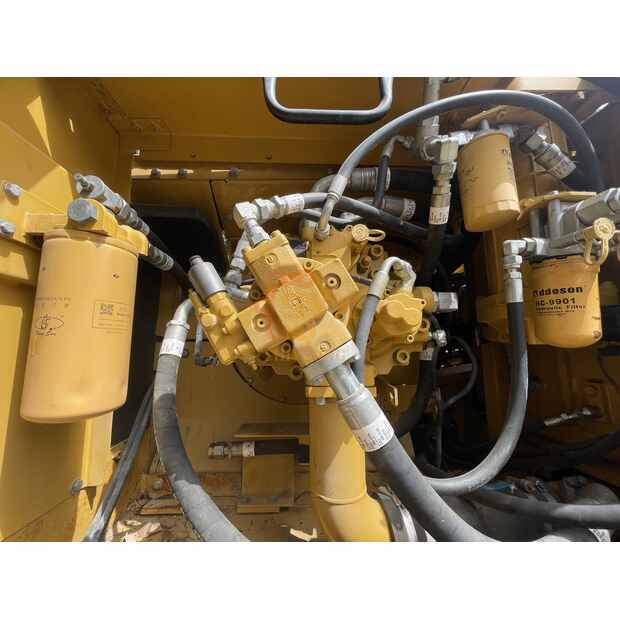 2023 كاتربيلر 336D2-41617865