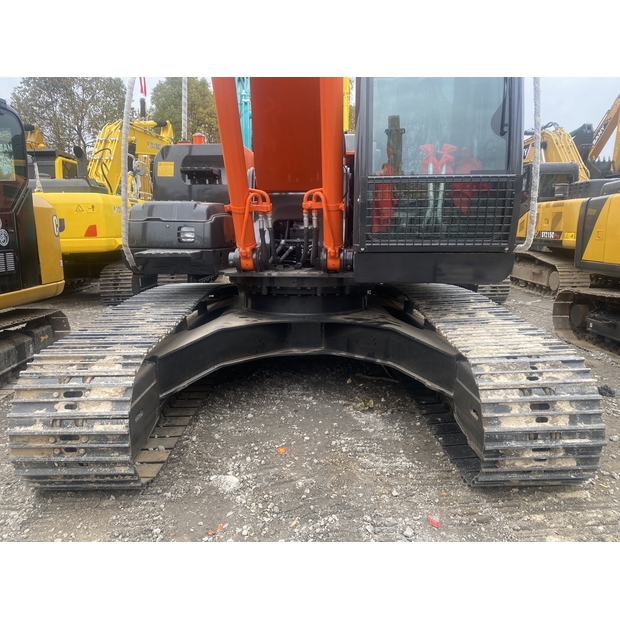 2024 Hitachi ZX240-3-41618459