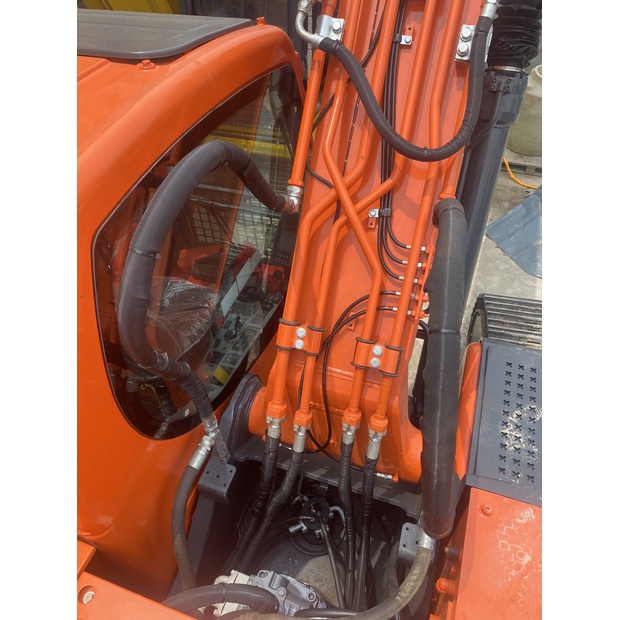 2025 Doosan DX225LCA-41619191