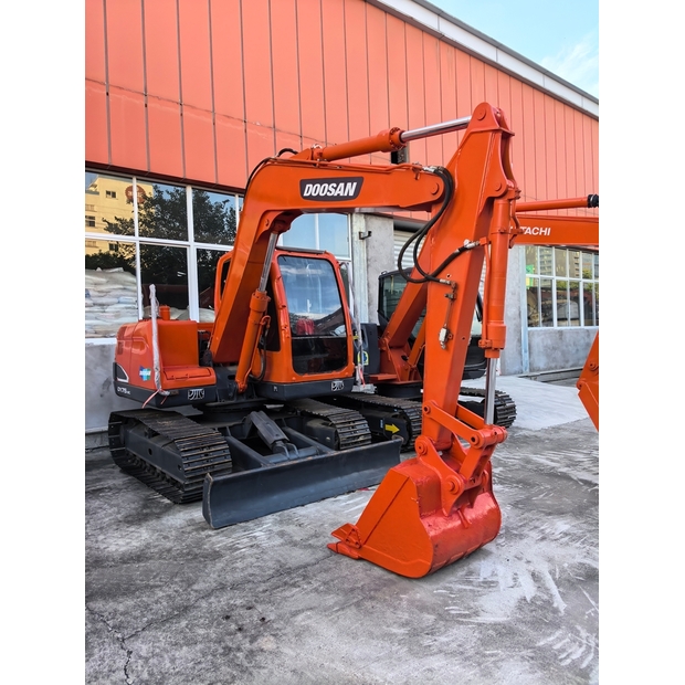 2021 Doosan DX75-41619207