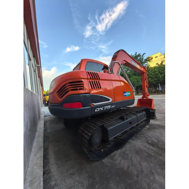 2021 Doosan DX75-41619212