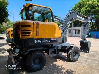صورة ل حفارات بعجلات 2025 هيونداي HW60ECO