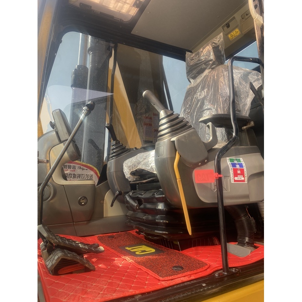 2024 Caterpillar 329D-41619335