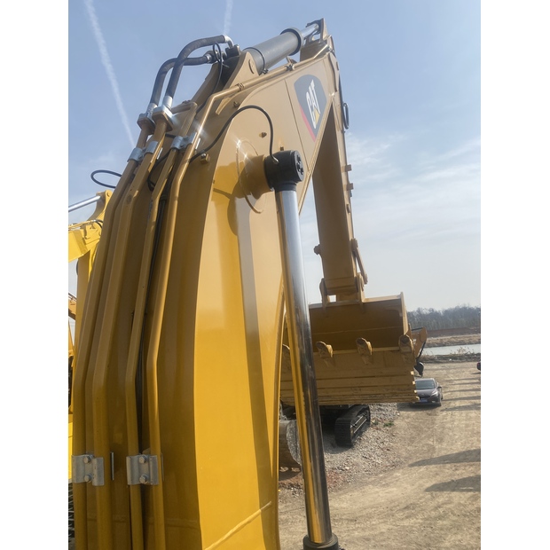 2024 Caterpillar 329D-41619344