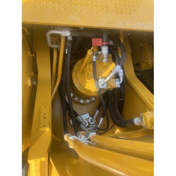 2024 Caterpillar 329D-41619346