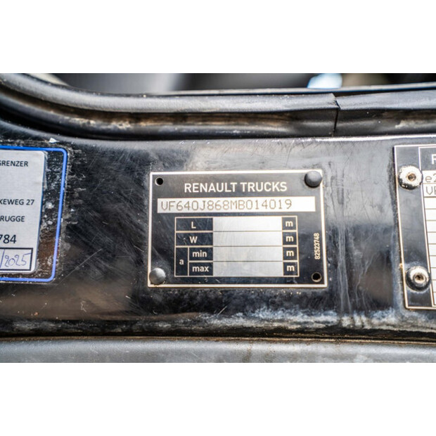 2021 Renault D 250-41619867