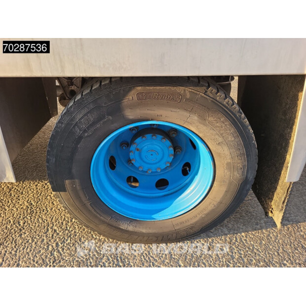 2012 Volvo FL260-41620015