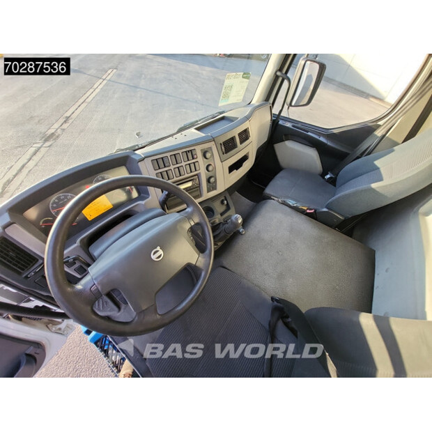 2012 Volvo FL260-41620017