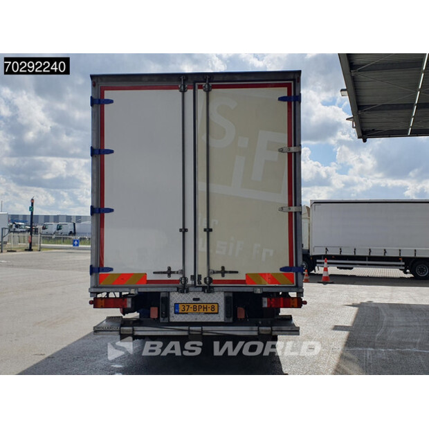 2011 مرسيدس بنز Atego 1018-41620111