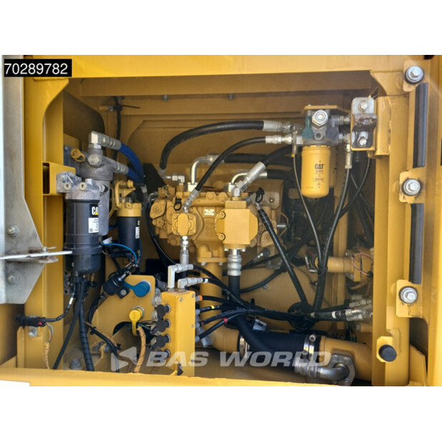 2017 كاتربيلر 320FL-41620398