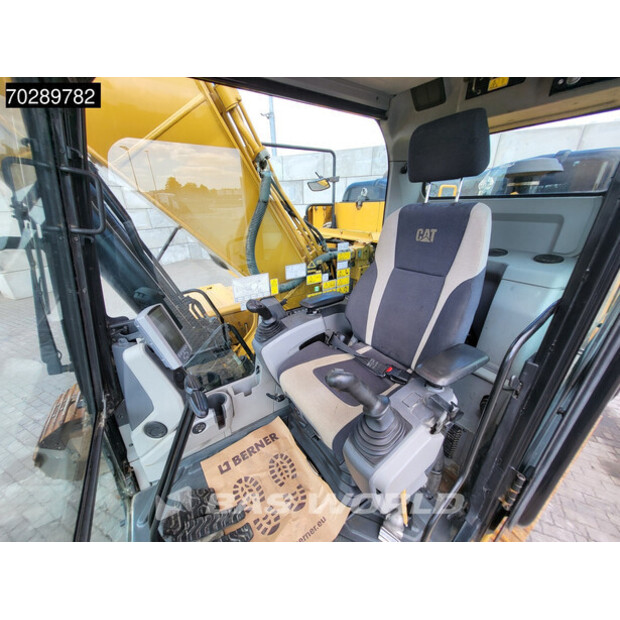 2017 كاتربيلر 320FL-41620411