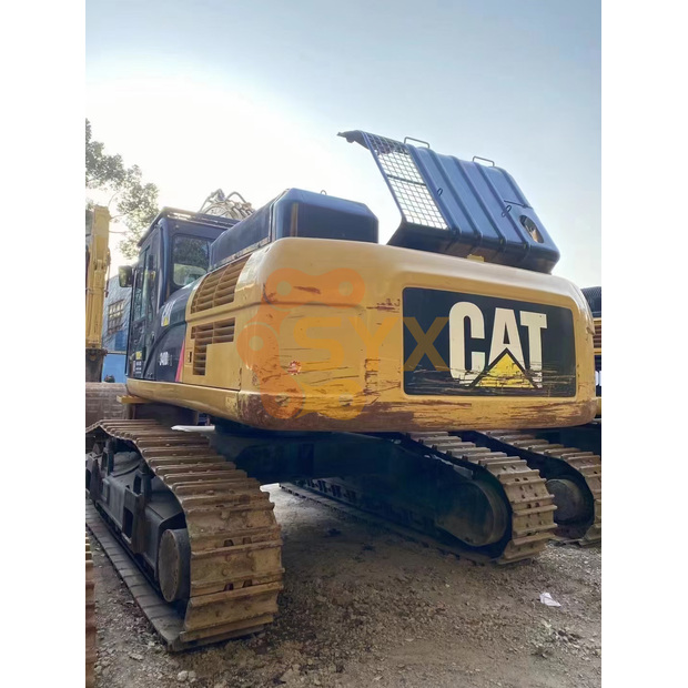 2023 كاتربيلر 340D2-41631673