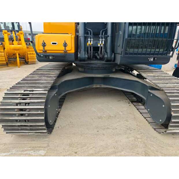 2024 Hyundai 225LC-9T-41632817