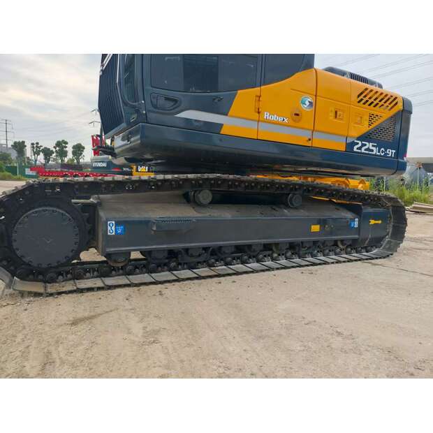 2024 Hyundai 225LC-9T-41632818