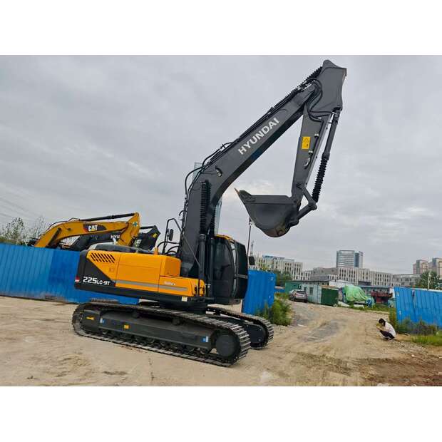 2024 Hyundai 225LC-9T-41632819