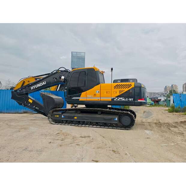 2024 Hyundai 225LC-9T-41632826