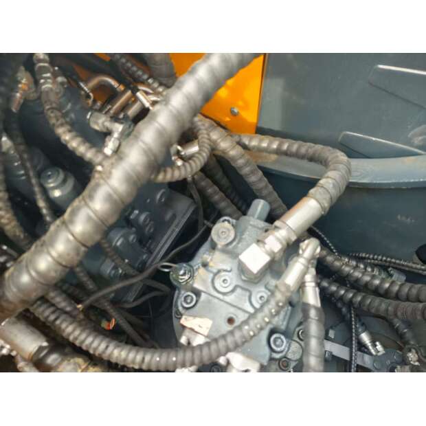 2024 Hyundai 225LC-9T-41632837