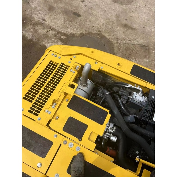 2023 كوماتسو PC130-41632857