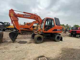 صورة ل حفارات مجنزرة 2022 دووسان DH150W-7