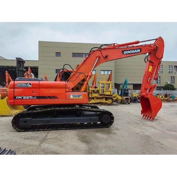 2023 Doosan DX60W-41633300