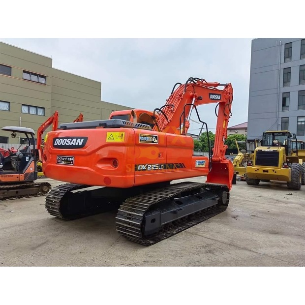 2023 Doosan DX60W-41633301