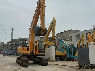 صورة ل حفارات 2021 هيونداي R220-7 للبيع في الصّين