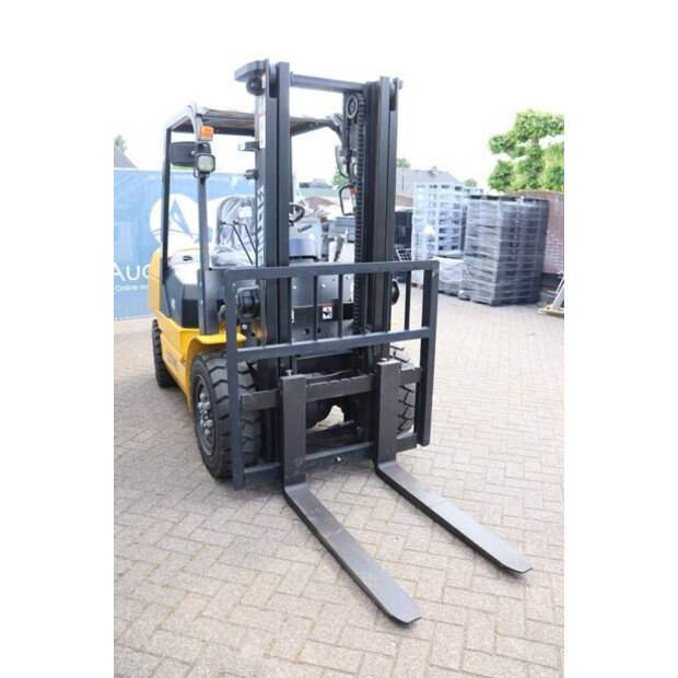 2025 LTMG FD40-41634584