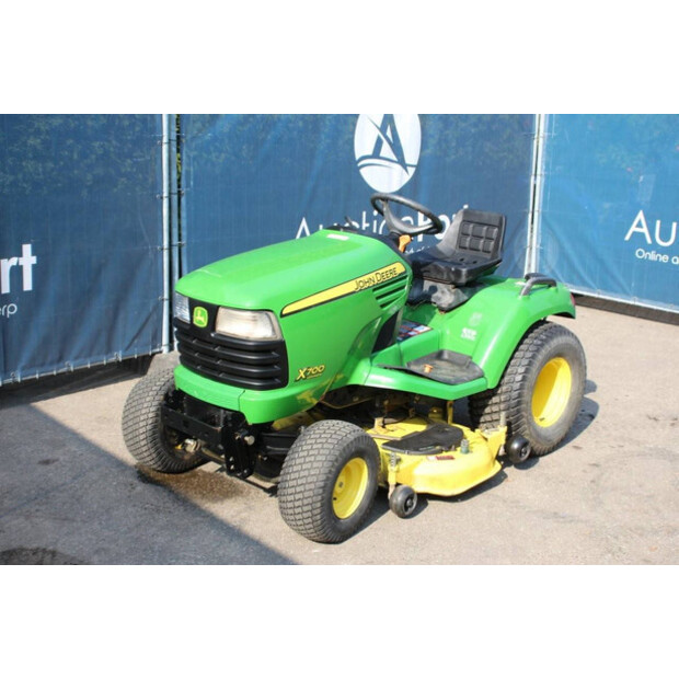 2003 JOHN DEERE M700-41634701