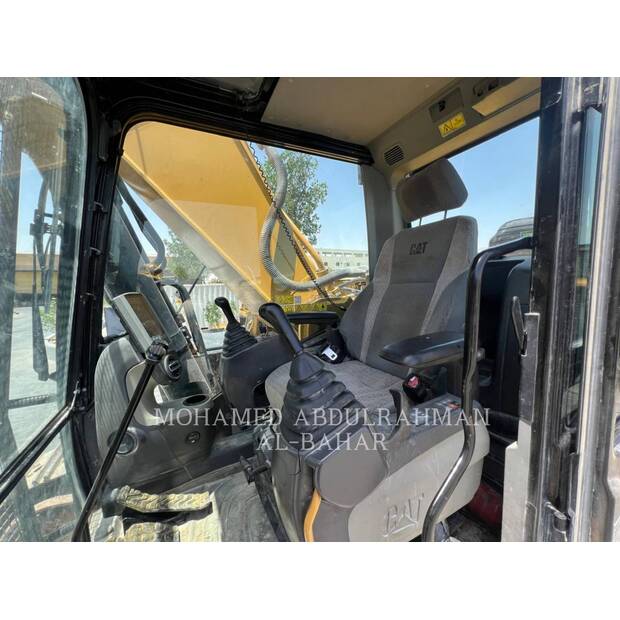2018 Caterpillar 340D2L-41635573