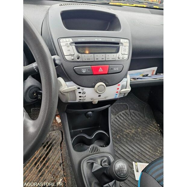 2013 Peugeot 107-41648180