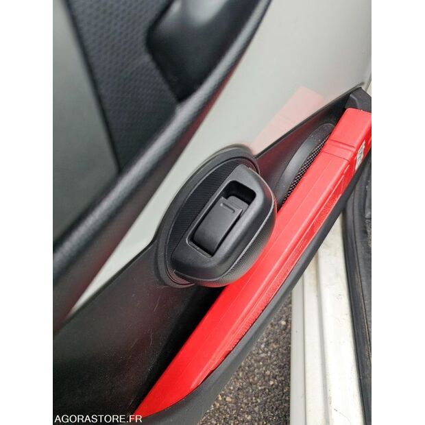 2013 Peugeot 107-41648183