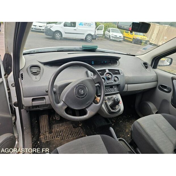 2003 Renault Megane-41648258