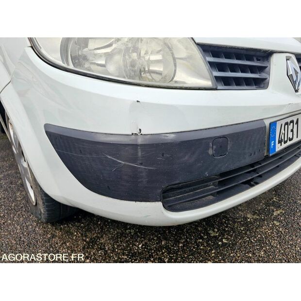 2003 Renault Megane-41648275