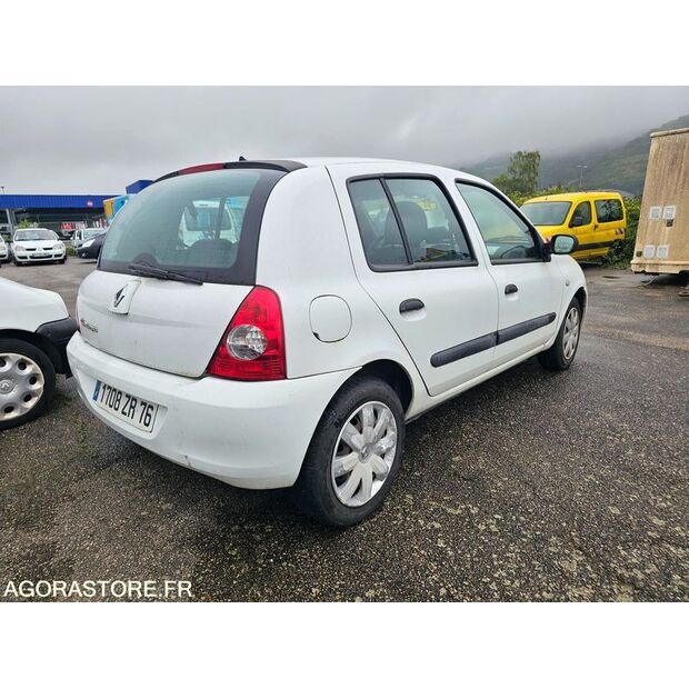 2007 Renault Clio-41648335