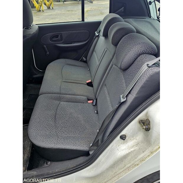 2007 Renault Clio-41648343