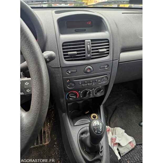 2007 رينو Clio-41648424