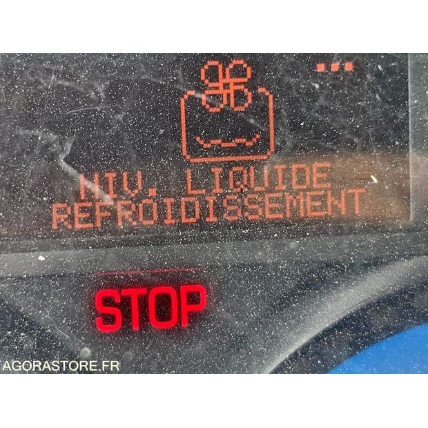2004 Renault PREMIUM-41648447