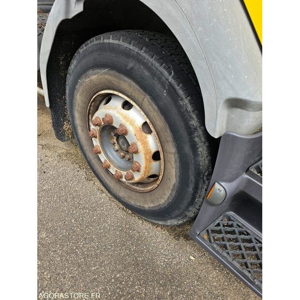 2004 Renault PREMIUM-41648472