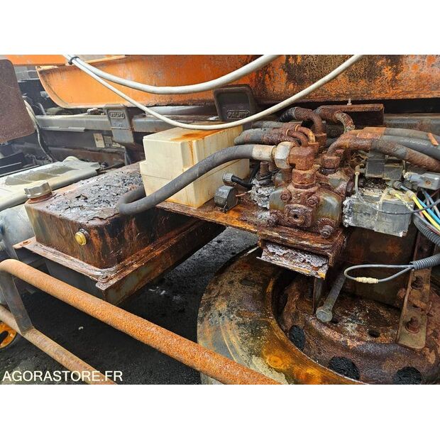 2004 Renault PREMIUM-41648489